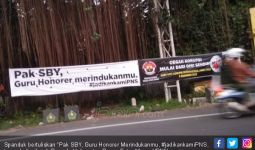 Pak SBY, Guru Honorer Merindukanmu - JPNN.com