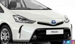 Toyota Prius Hybrid Khusus Layani Bisnis Grab - JPNN.com