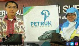 Terapi Stroke dengan Sepatu Petruk - JPNN.com