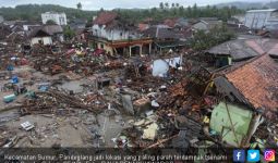 Satu Keluarga Dihajar Tsunami saat Mancing di Tengah Laut - JPNN.com