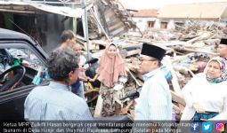Ketua MPR Temui Warga Terdampak Tsunami di Lampung Selatan - JPNN.com