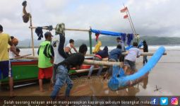 Nelayan Unjuk Rasa: Tolonglah, Kami Masyarakat Menderita - JPNN.com