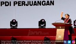 Sentilan Bu Mega buat Airlangga Golkar di Pembukaan Kongres PDIP - JPNN.com