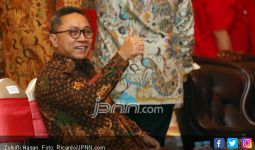 Ungkap Alasan PAN Dukung Gibran bin Jokowi, Zulhas Singgung soal Mendahului PDIP - JPNN.com