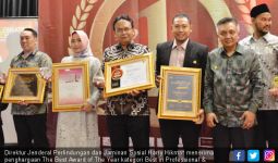 Harry Hikmat Raih Best in Professional & Leadership 2019 - JPNN.com