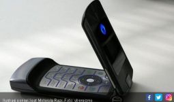 Lenovo Ingin Bangkitkan Lagi Motorola Razr - JPNN.com