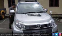 Mobil Tauke Kopi Dibobol Pencuri Bermodus Pecah Kaca - JPNN.com