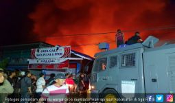 Kebakaran Hebat di Tenggarong, 26 Rumah dan 1 Gereja Ludes - JPNN.com