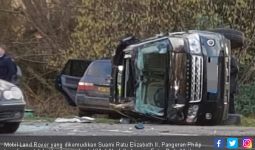 Menyetir Sendiri, Suami Ratu Elizabeth Kecelakaan - JPNN.com