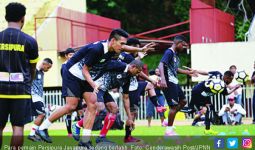 Persipura vs Kalteng Putra: Adu Cerdas Nakhoda Samba - JPNN.com