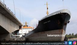 Izin Berlayar Kapal Tanker Penabrak Jembatan 2 Barelang Dicabut - JPNN.com