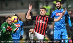 Dua Gol Krzysztof Piatek Bawa AC Milan Tundukkan Napoli - JPNN.com