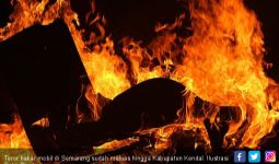 Teror Bakar Mobil di Kendal: Terdengar Letupan Api Jelang Pagi - JPNN.com