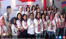 Para Ibu Sosialita Ini Deklarasikan Dukungan untuk Jokowi - Ma'ruf - JPNN.com