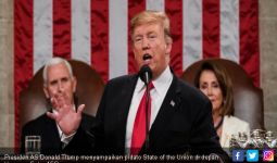 Survei Terbaru: Amerika Serikat Terbelah soal Pemakzulan Presiden Trump - JPNN.com