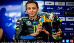 Rossi Pamer Helm Terbaru Khusus Selama Tes MotoGP 2019 - JPNN.com