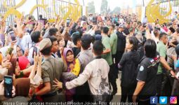 Di Cianjur, Jokowi Bagikan SK IPHPS Hingga Resmikan Alun-Alun - JPNN.com