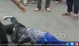 Heboh, Pengunjung Terjun Bebas dari Gedung Transmart Bandar Lampung - JPNN.com