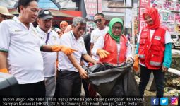 Bupati Bogor Ade Yasin Berbagi Kiat Atasi Sampah - JPNN.com