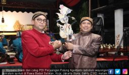 Konsolidasikan Relawan dan Ajak Tina Toon Wayangan demi Menangkan Jokowi - JPNN.com