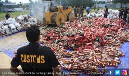 Bea Cukai Malang Grebek Produksi 3 Juta Batang Rokok Ilegal - JPNN.com