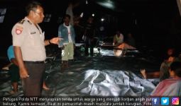 Warga Menginap di Tenda - JPNN.com