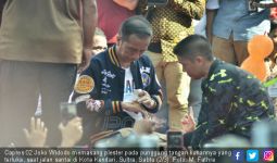 Tangan Jokowi Terluka Kena Cakar Warga di Kendari - JPNN.com