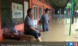 Astaga! Kantor Bawaslu Terendam Banjir, Arsip dan Dokumen Rusak - JPNN.com