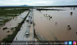 Baru Kali Ini Ruas Jalan Tol Terendam Banjir - JPNN.com