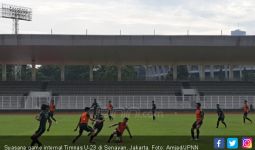 Keras, Beberapa Pemain Timnas U-23 Jatuh, Laga Sempat Dihentikan - JPNN.com