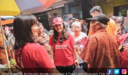 Jalankan Arahan Jokowi, Caleg PSI Blusukan di Pasar Lama Tangerang - JPNN.com