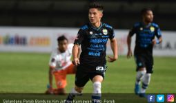 Gelandang Persib Akui Jadwal Lanjutan Liga 1 2020 Cukup Berat - JPNN.com