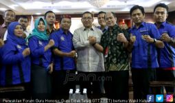 Kuasa Hukum Honorer K2: Pak Jokowi Hanya Berjanji Berjanji Berjanji - JPNN.com