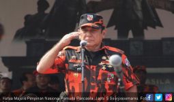 Didampingi Bamsoet, Bos Pemuda Pancasila Temui Jokowi di Istana - JPNN.com