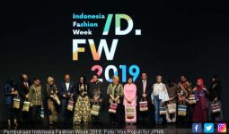 Kalimantan Jadi Ikon Indonesia Fashion Week 2019 - JPNN.com