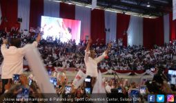 Jokowi: Hari Ini Saya Bahagiaaa Sekali - JPNN.com