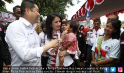 Hary Tanoe dan Liliana Dorong Generasi Muda Tangguh Seperti Nenek Siti - JPNN.com