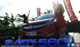Selain Rush, Harga DFSK Glory 560 Juga Memukul Toyota Veloz - JPNN.com