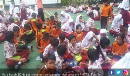 Program Anies Berikan Makanan Gratis Anak Sekolah Disukai Emak - Emak - JPNN.com