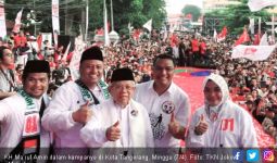 Kiai Ma'ruf Makin Sering Jadi Sasaran Wefie - JPNN.com