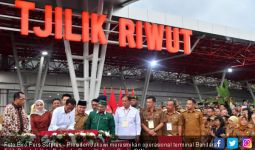 Jokowi Resmikan Pengembangan Bandara Tjilik Riwut Palangkaraya - JPNN.com