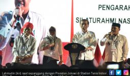 Kades Asal Aceh Bicara Lantang di Depan Jokowi: Merdeka!!! - JPNN.com