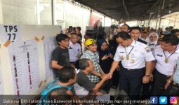 Anies Baswedan ke Rutan Salemba, Napi: Hidup Prabowo - JPNN.com