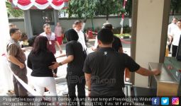 Tanpa Surat Undangan Tak Bisa Masuk TPS Lokasi Jokowi Mencoblos - JPNN.com