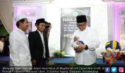 Menpora Imam Nahrawi Dorong Santri Jadi Atlet Berprestasi - JPNN.com