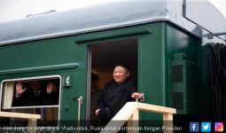 Naik Kereta Antipeluru, Kim Jong Un Tiba di Rusia - JPNN.com