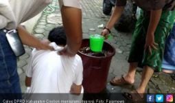 Caleg di Cirebon Depresi Minta Dimandikan Air Kembang Tujuh Rupa - JPNN.com