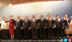 Menaker Hanif Dhakiri Beber 6 Strategi Indonesia Hadapi Future of Work - JPNN.com