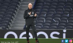 Tottenham vs Ajax: Erik ten Hag Pegang Fotokopi Cara Mengalahkan Pochettino - JPNN.com