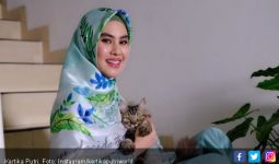 Ini Alasan Kartika Putri Ikhlas Lepas Kepergian Ibunda - JPNN.com
